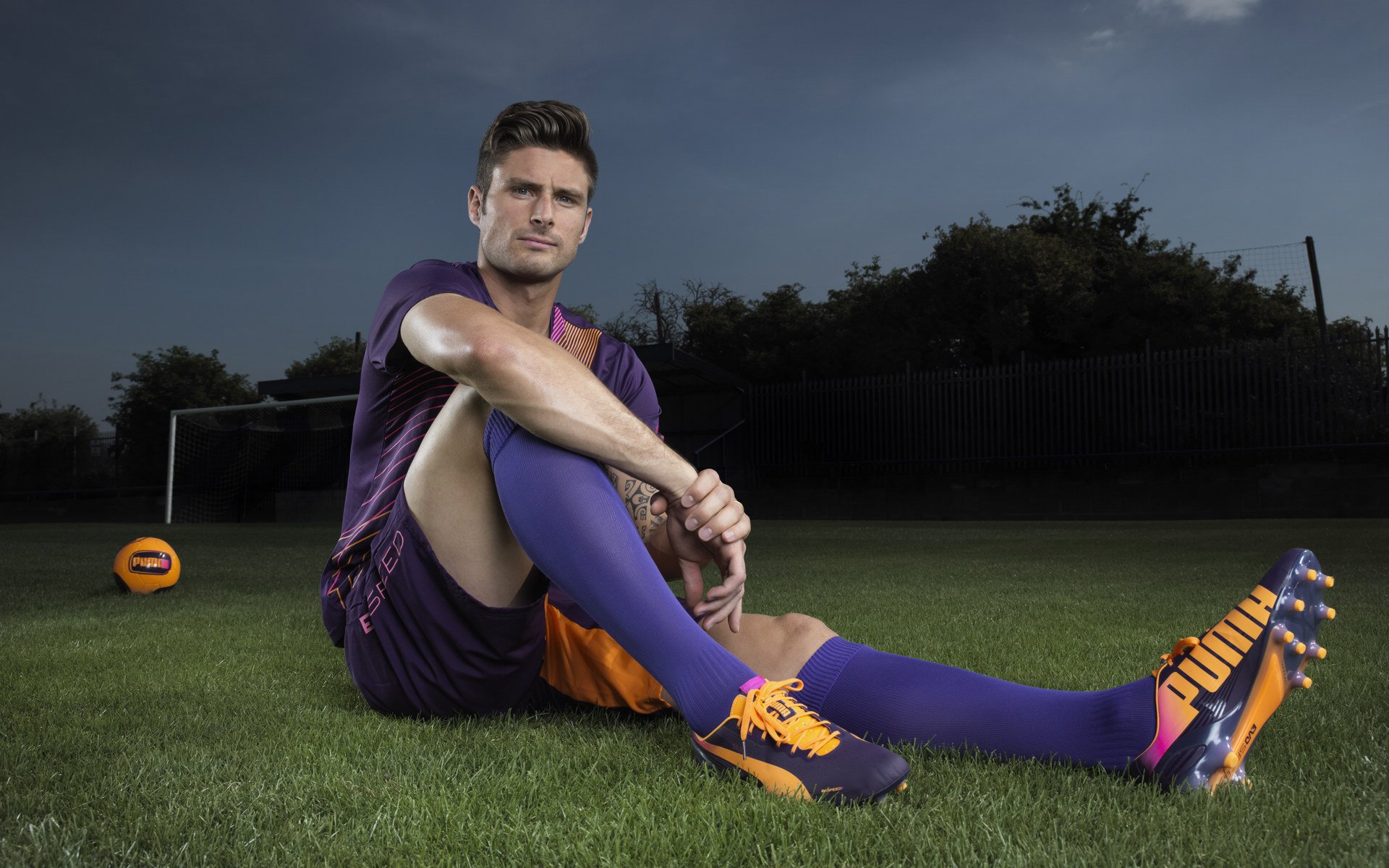 高强度压迫让门将失误频出