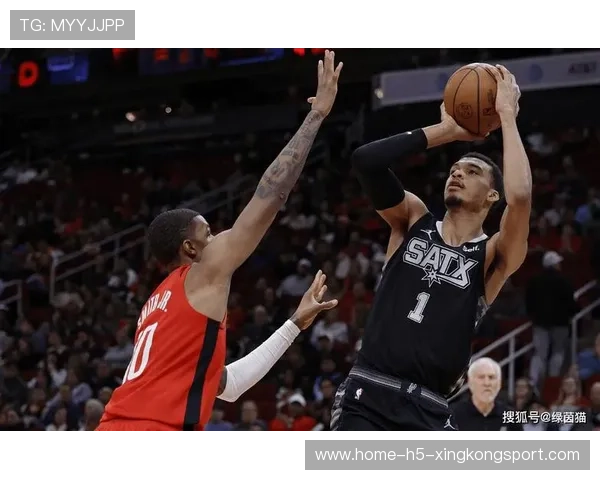 火箭客场110-121不敌马刺 一战让人重新认识了这三个人，1月17日火箭vs马刺