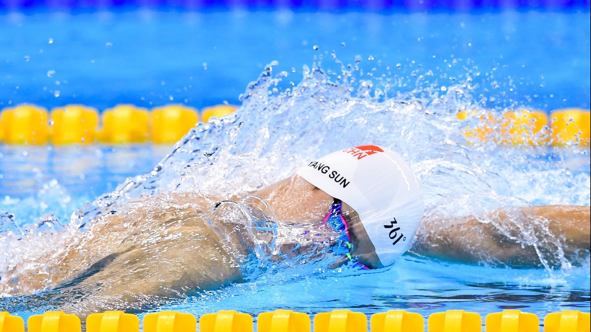 LPL粉丝呐喊声震撼赛场,粉丝喊话视频集锦